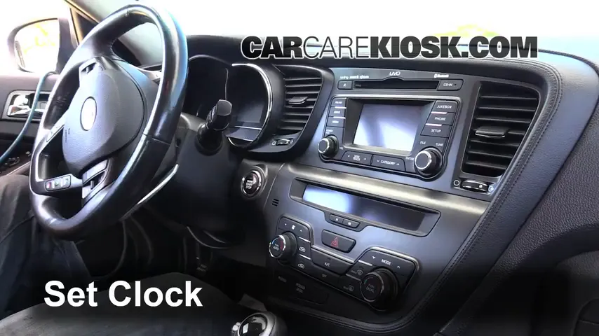 2011 Kia Optima SX 2.0L 4 Cyl. Turbo Horloge Régler l'horloge